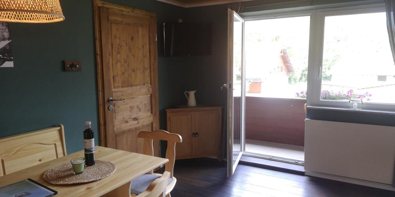 Ferienwohnungen Haus Almrausch mit Brötchenservice Bichlbach Exterior foto