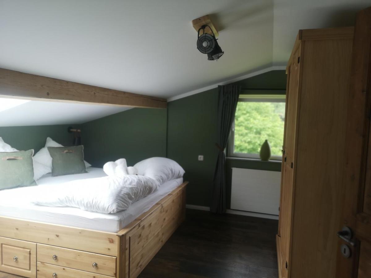 Ferienwohnungen Haus Almrausch mit Brötchenservice Bichlbach Exterior foto