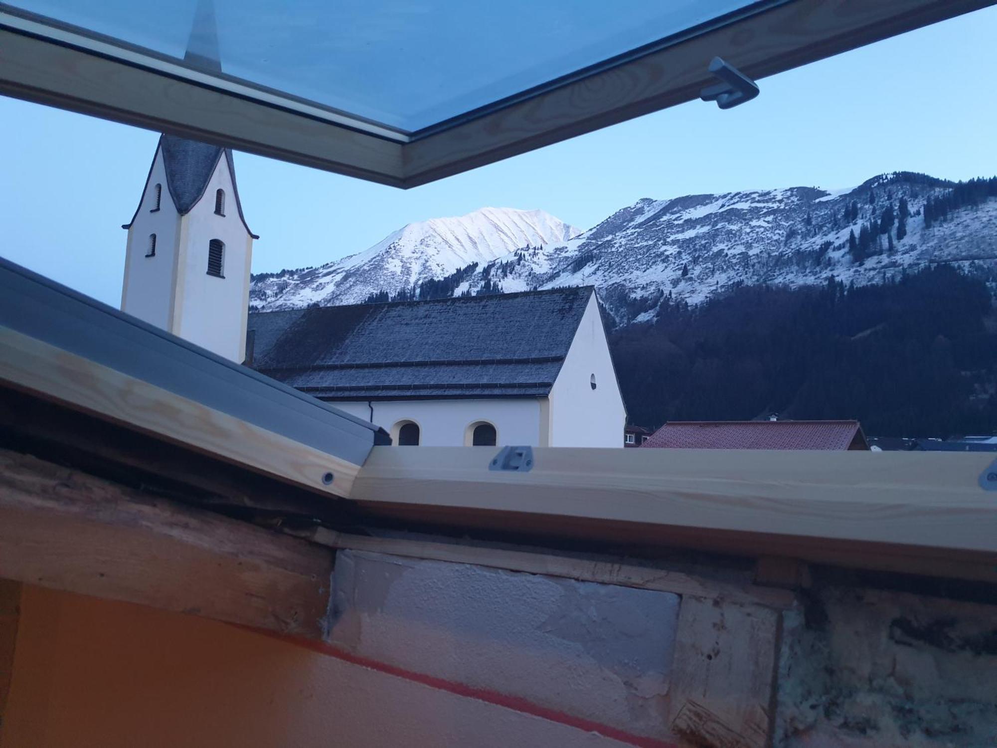 Ferienwohnungen Haus Almrausch mit Brötchenservice Bichlbach Exterior foto